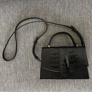 Milaner x Pretty Little Fawn: The Fawn Crossbody in Black